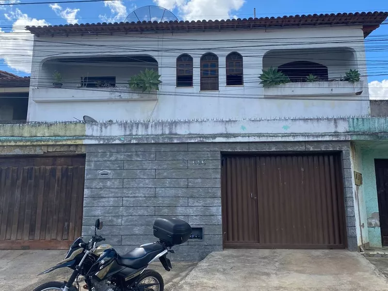 Vendo Apartamento de 4 quartos de 172m² no Alto Maron, Vitória da Conquista, BA - Foto Principal