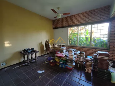 Casa para locação com 1.212 m², contendo quatro quartos, três salas, quatro banheiros e quatro vagas de garagem - Foto 10