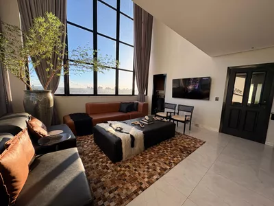 Cobertura duplex mobiliada com 4 quartos sendo 3 suites, terraço comm área gourmet e piscina a ven - Foto 4
