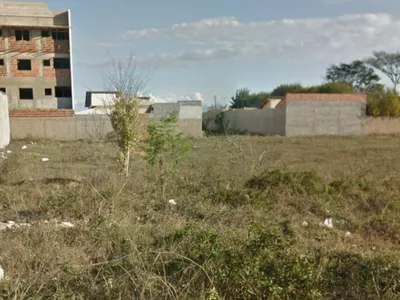 Terreno de 1000 m² 20 x 50 à Venda, entre as avenidas Gilenilda Alves e Larissa Cavalcante no Alt - Foto 3
