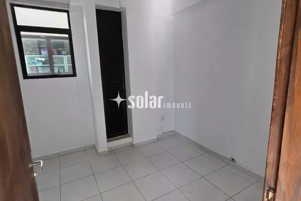 SALA COMERCIAL 101 ED DALLA VALLE R TAPAJOS N 352 B CENTRO - Foto 4