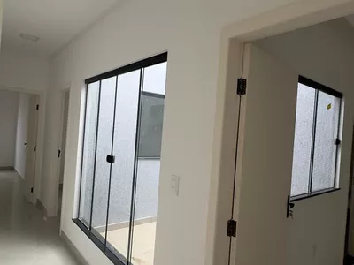Casa nova e solta, nunca habitada com 3 suítes, sala ampla, espaço gourmet com churrasqueira no Ba - Foto 13