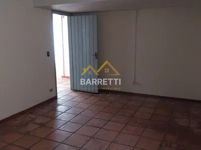 Casa para locação no São Dimas, com 307 m², 6 quartos, 3 banheiros, quintal e 2 vagas de garagem - Foto 31