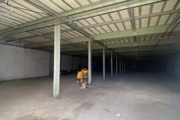 Galpão com 762 m² na Av. Juracy Magalhães, acesso por 2 ruas, Jurema, Vitória da Conquista -BA - Foto 1