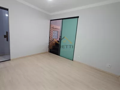 Casa à venda no Vila Fátima, com 108 m², três quartos (sendo uma suíte), dois banheiros e uma vaga de garagem - Foto 2