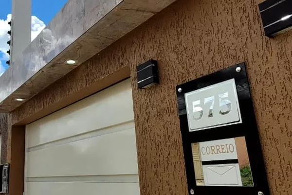 Casa nova pode ser financiada à venda de 3 quartos sendo 1 suíte garagem para 2 carros, quintal, C - Foto 4
