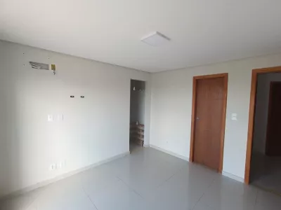 Casa duplex solta de 3 quartos sendo 2 suítes + piscina + espaço gourmet com churrasqueira à ven - Foto 26
