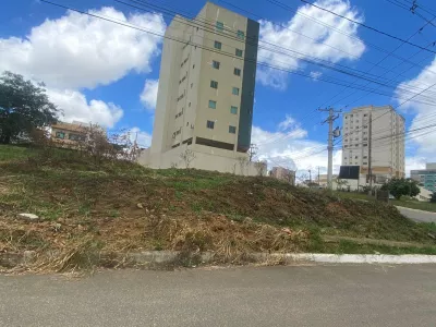 Terreno de Esquina no Bairro Candeias, Av. Luiz Eduardo, próximo a Fainor, Vitória da Conquista - - Foto 4