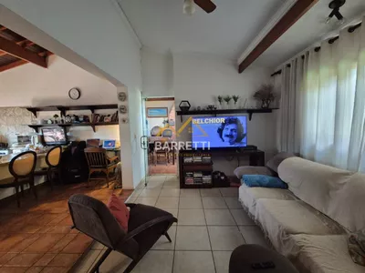 Chácara à venda de 1040m² com 3 quartos (1 suíte), 4 banheiros e 4 vagas de garagem no bairro Santa Rita - Foto 8