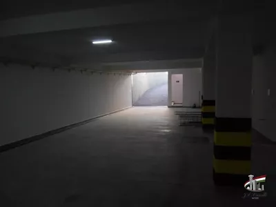 Loja com 100² de esquina no Água Verde para locação - Foto 22