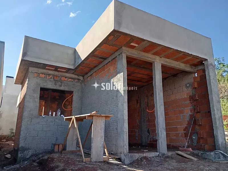 CASA EM CONSTRUÇÃO BAIRRO FRARON - Foto Principal
