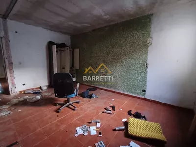 Casa Assobradada com 2 Quartos e Varanda à Venda no Jardim Nova Iguaçu - Oportunidade para Investidores - Foto 14