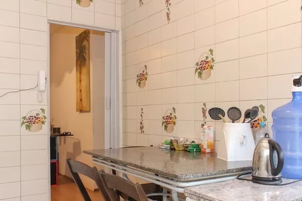 Apartamento com 131 m², com 4 quartos sendo 1 suíte. - Foto 2