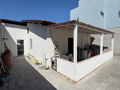 Casa térrea de 3 quartos sendo 1 suite com quintal grande no Ibirapuera, Vitória da Conquista Bahi - Foto 28