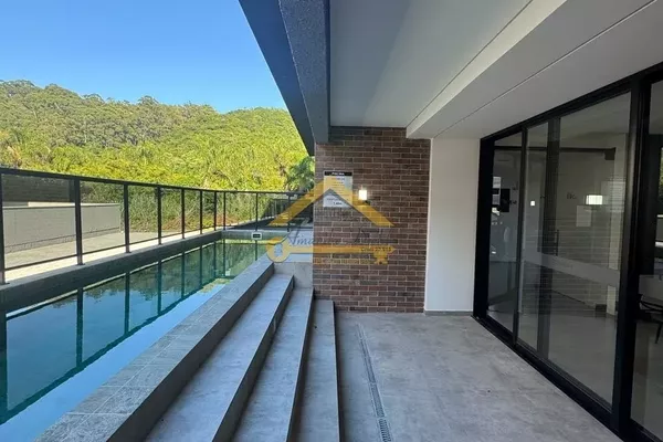 Cobertura Duplex a Venda na  Praia Dos Ingleses, Florianópolis - Foto 4