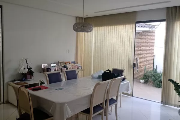 Casa com 3 suítes , 2 salas em excelente localização à venda, Recreio próximo ao centro da cid - Foto 1