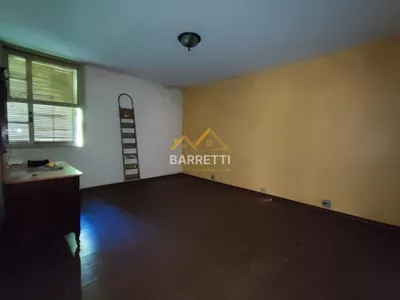 Casa à venda com 1.212 m², contendo quatro quartos, três salas, quatro banheiros e quatro vagas de garagem - Foto 27