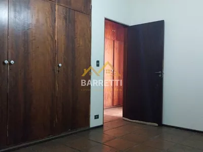 Casa para locação no São Dimas, com 307 m², 6 quartos, 3 banheiros, quintal e 2 vagas de garagem - Foto 13