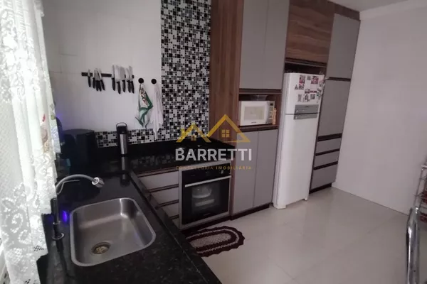 Casa à venda no bairro Residencial Mario Dedini, com 150 m², dois quartos, três banheiros e duas vagas de garagem - Foto 3