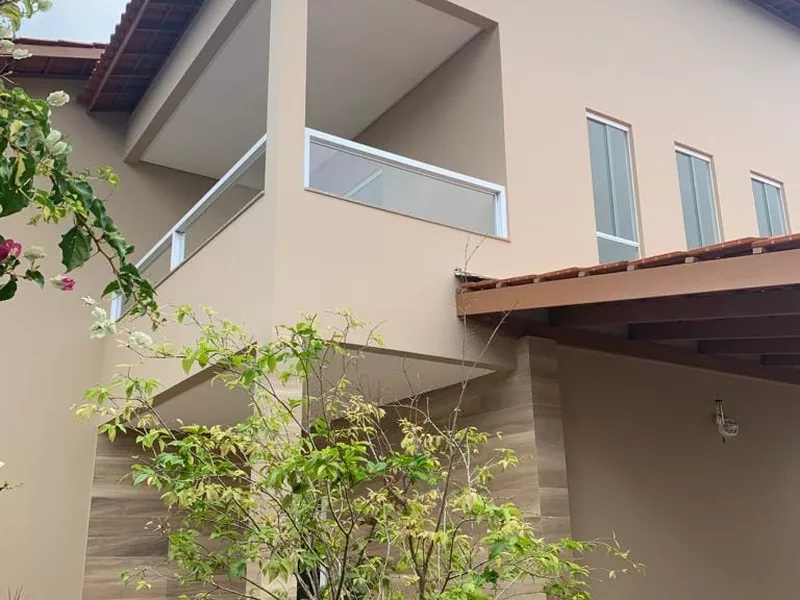 Casa Alto Padrão recém construída com 247 m² de área útil próximo de Faculdades no Bairro Can - Foto Principal
