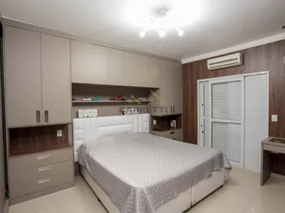 Casa de alto padrão com 6 quartos, sendo todos suítes, 10 banheiros e piscina, no Condomínio Colinas do Piracicaba - Foto 30