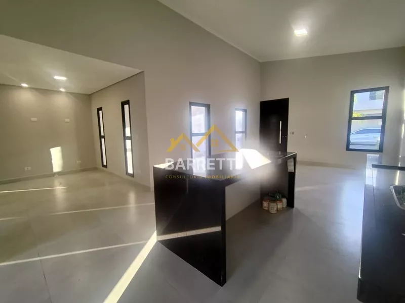Casa à venda de 125m² com 3 quartos, sendo 1 suíte, 2 banheiros e 2 vagas de garagem no Condomínio Villagio Clotilde Brossi - Foto Principal