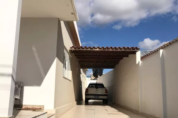 Casa 4 quartos no Centro da cidade com Piscina , 210 m² de área construída, Vitória da Conquista - Foto 3