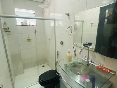 Vendo ótima casa no Boa Vista, 3 quartos sendo um com suíte, ampla garagem e muito mais - Foto 12