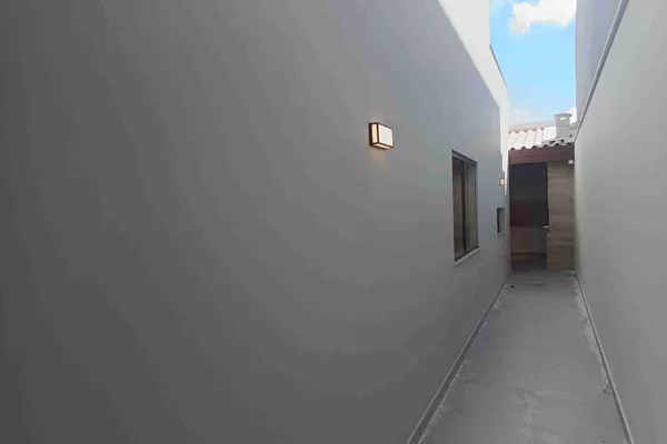 Casa solta de 3 suítes, 1 suíte com closet + dependência completa + área gourmet com churrasque - Foto 3