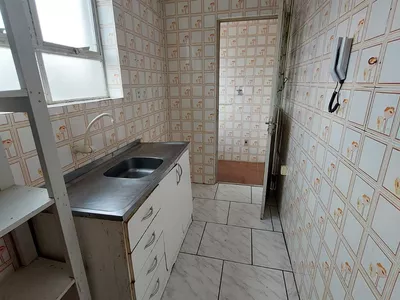 Vendo amplo apto 1dorm com box escriturado 2 andar  - Foto 3