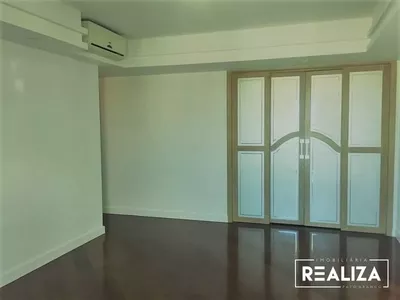 Apartamento Ed. Central Park, Alto Padrão, Linda vista para para toda a cidade, com área privativa de 201,54 m2 e área total de 275,15 m2; Apartamento com 03 suítes, sendo a suíte Master com Hidromassagem e closet e outra das suítes também com closet, Lav - Foto 20