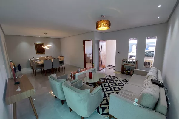 Casa de 4 suítes + dependência , cozinha e quartos planejados, piscina aquecida, energia solar ? - Foto 4