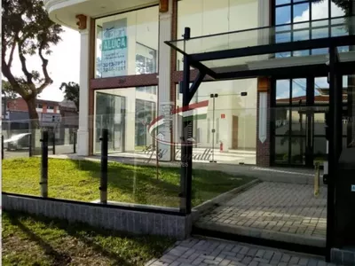 Loja com 100² de esquina no Água Verde para locação - Foto 9