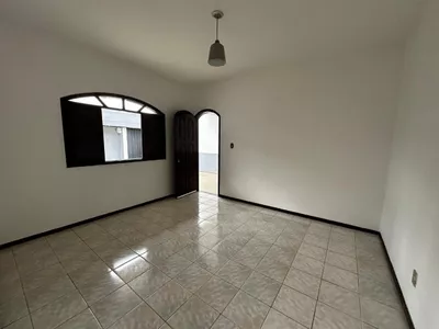 Casa a venda no Bairro Alto Maron, excelente oportunidade para investidores, em Vitória da Conquist - Foto 3
