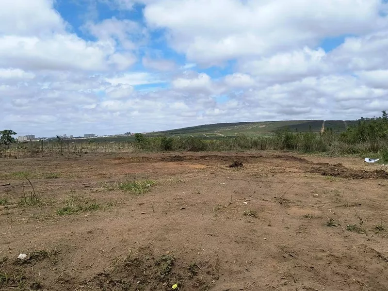 Oportunidade - Terreno de 1.000m² - Próximo a AABB (Estuda Permuta) - Foto Principal
