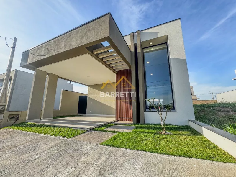 Casa à venda no Residencial Canadá com 152 m², 3 quartos (2 suítes), piscina e 2 vagas de garagem - Foto Principal