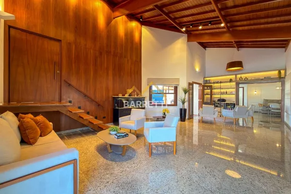 Chácara à venda no Colinas do Piracicaba, com 174 m² de construção, 3 suítes, piscina e 4 vagas de garagem - Foto 1