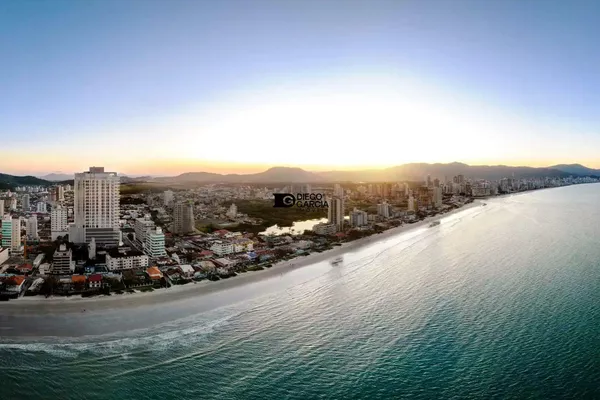Apartamento à venda, 3 quartos, 3 suítes, 2 vagas, Balneário Perequê - Porto Belo/SC - Foto 2