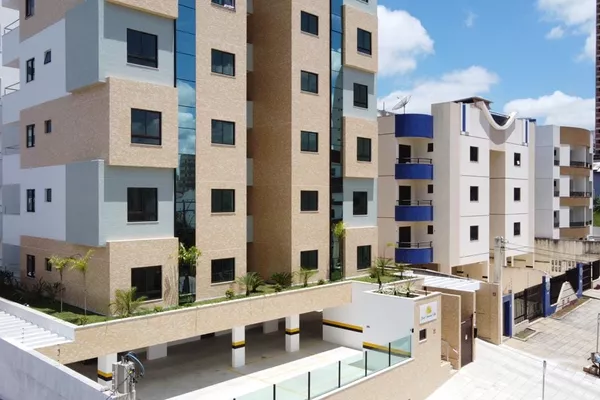 Apartamento de 3 quartos sendo 1 suíte com planejados na cozinha e em excelente localização no Ca - Foto 1