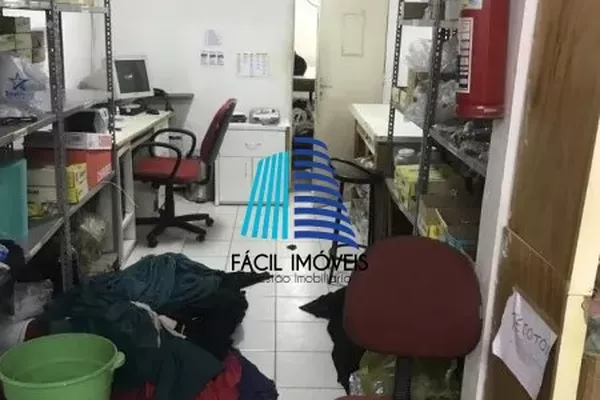 PÁTIO COMERCIAL E LOJA - RUA SEIXAS CORREIA N°: 310, PARANGABA - Foto 6