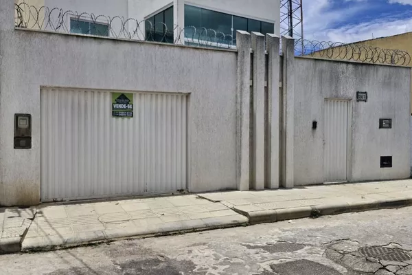Casa próximo ao Shopping Conquista Sul à Venda, Felícia, Vitória da Conquista, BA - Foto 1
