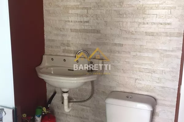 Casa comercial à venda no centro com 3 salas e 3 banheiros - Foto 5