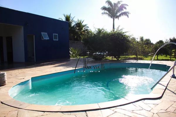 Chácara à venda no bairro Tupi, com 1.650 m² de terreno, nascente de água, piscina e 2 quartos - Foto 1