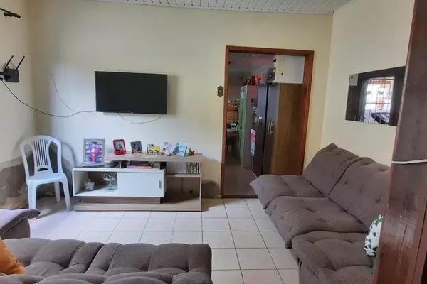 VENDO CASA DE 3 QUARTOS COM SUÍTE, 2 VAGAS DE GARAGEM NO BAIRRO URBIS VI, Vitória da Conquista, BA - Foto 2