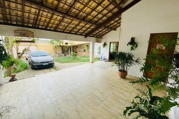Excelente Casa de 4 quartos e garagem para 4 carros à Venda, Santa Cecília, Vitória da Conquista, - Foto 1