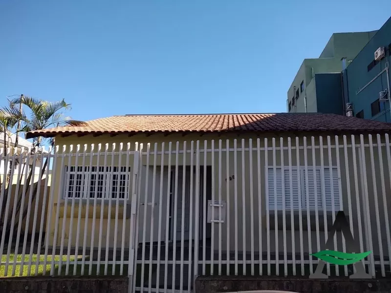 Cornélio Procópio - Casa - 03 quartos - Jardim Novo Bandeirantes - Foto Principal
