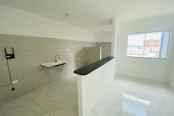 Vendo ótimo apartamento de 2 quartos com suíte, pronto para morar, apto no 2º andar - Foto 3