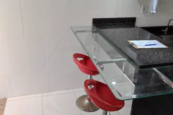 Apartamento 3/4 no 3º andar, para locação, Próximo a Fainor, no Candeias, em Vitória da Conquis - Foto 3