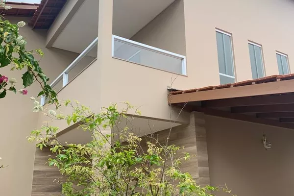 Casa Alto Padrão recém construída com 247 m² de área útil próximo de Faculdades no Bairro Can - Foto 1