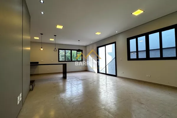 Casa à venda no Reserva das Paineiras com 233m², 3 suítes, 5 banheiros, quintal e 4 vagas de garagem - Foto 4